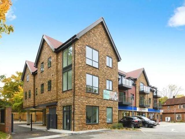 House for sale in Red Hill, Surrey