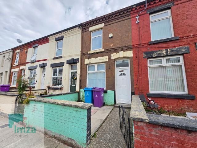House for rent in Calderstones