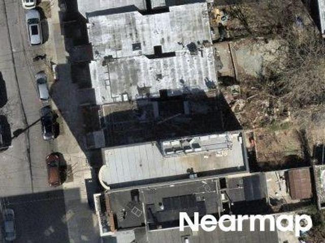 House for sale in The Bronx, Arverne