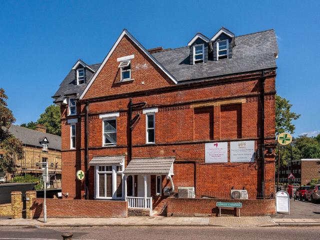 Apartment for rent in Bickley, Greater London