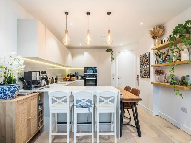 Apartment for rent in London Borough of Hounslow, Greater London