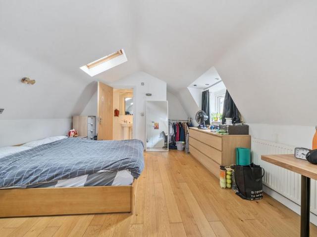 House for rent in London Borough of Hounslow, Greater London