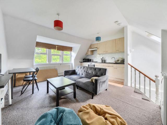 Apartment for rent in London Borough of Hounslow, Greater London