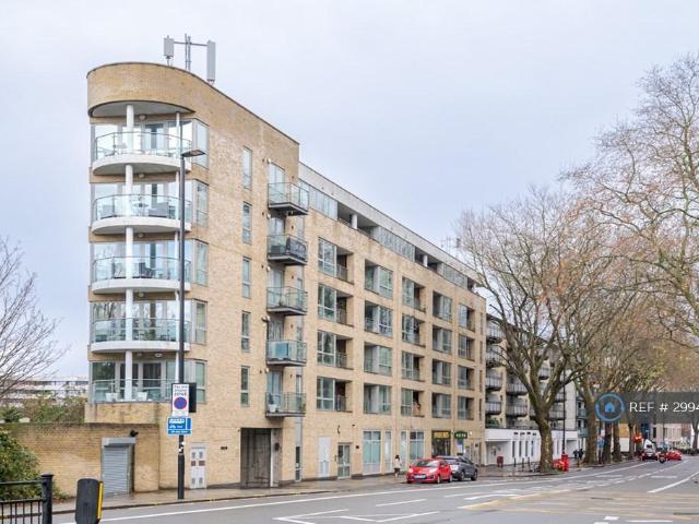 Apartment for rent in London Borough of Hounslow, Strand
