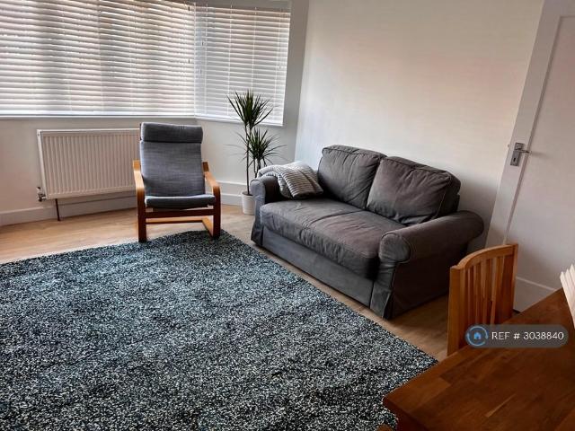 Apartment for rent in London Borough of Hounslow, Strand