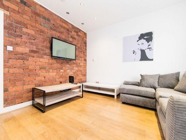 House for rent in Hyde Park, West Yorkshire