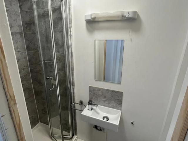 House for rent in London Borough of Ealing, Greater London