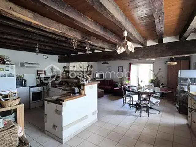Maison vente à Niort, Chizé