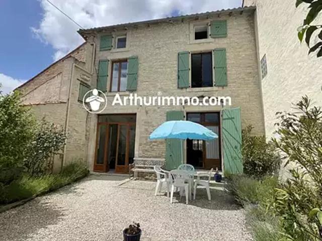 Maison vente à le Courson, Chizé