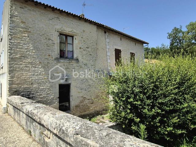 Maison vente à Niort, Chizé