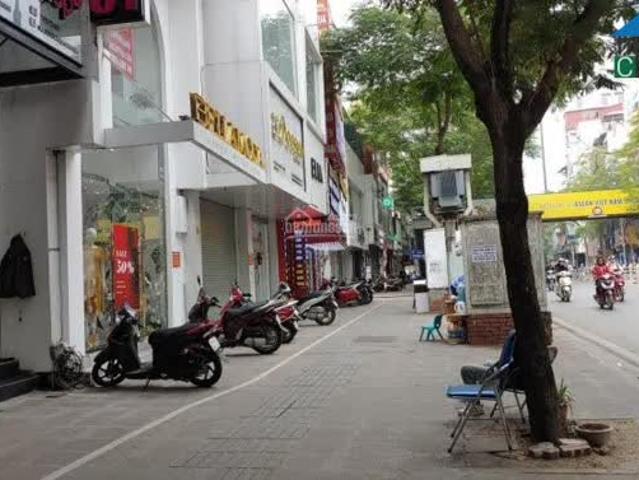 Nhà mặt phố cho thuê tại Hoàn Kiếm, Hà Nội
