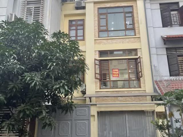 Nhà cho thuê tại Hoàn Kiếm, Hà Nội