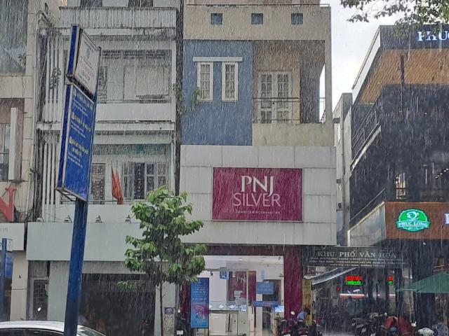 Nhà mặt phố cho thuê tại Hồ Chí Minh