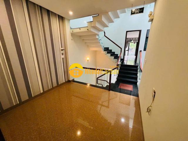Nhà mặt phố cho thuê