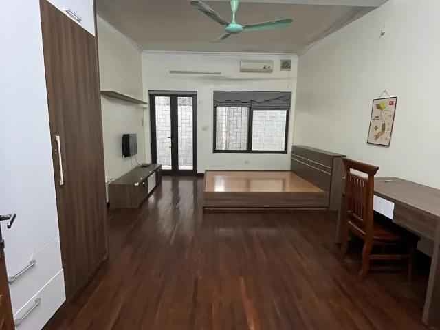 Nhà cho thuê tại Hoàn Kiếm, Hà Nội