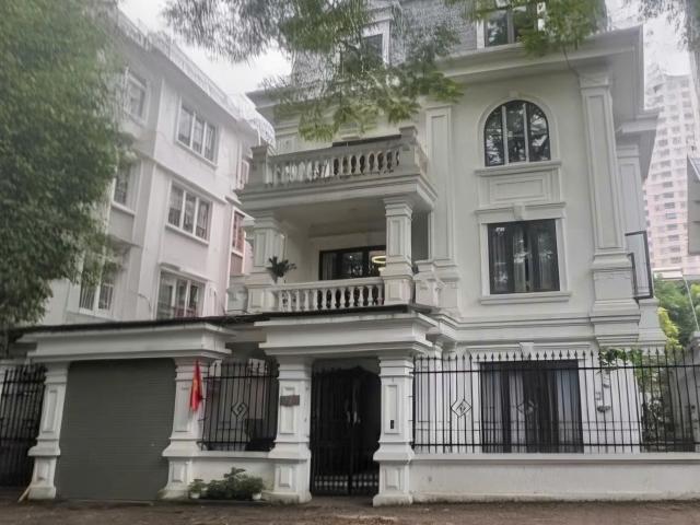 Nhà cho thuê