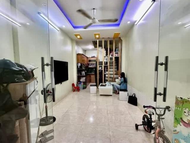 Nhà cho thuê tại Hoàn Kiếm, Hà Nội