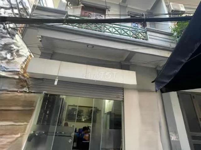 Nhà cho thuê tại Hoàn Kiếm, Hà Nội