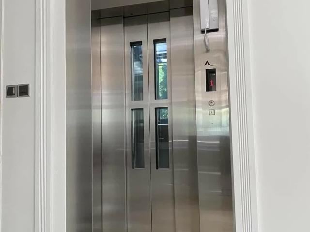 Nhà cho thuê tại Hoàn Kiếm, Hà Nội