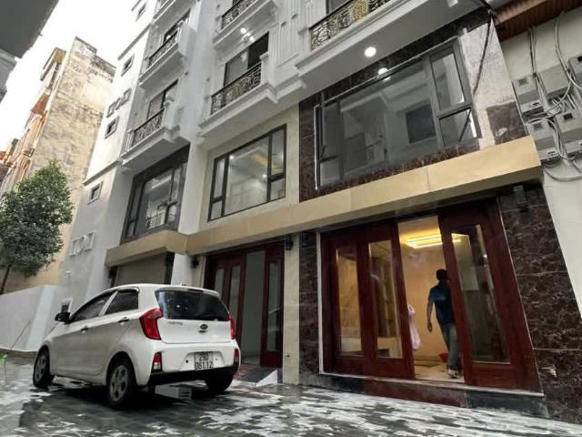 Nhà cho thuê tại Hoàn Kiếm, Hà Nội