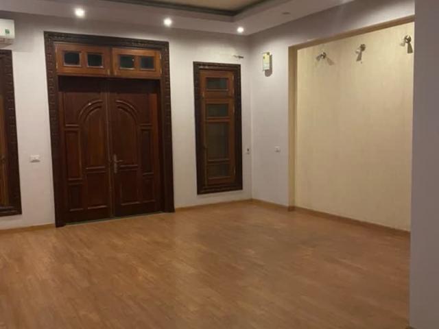 Nhà mặt phố cho thuê