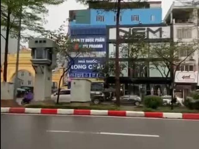Nhà mặt phố bán tại Hoàn Kiếm, Hà Nội