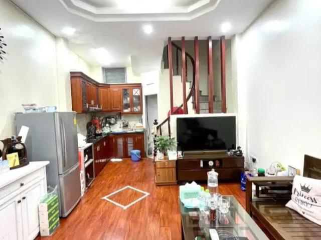 Nhà cho thuê tại Hoàn Kiếm, Hà Nội