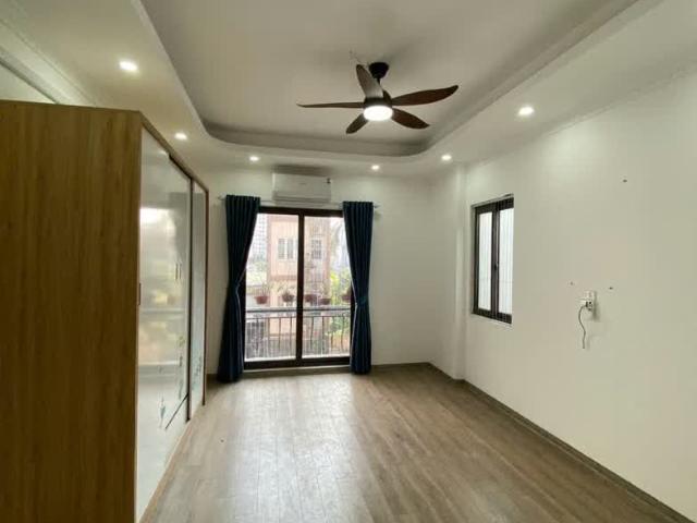 Nhà cho thuê tại Hoàn Kiếm, Hà Nội