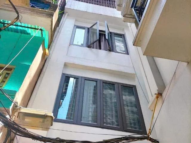Nhà cho thuê tại Hoàn Kiếm, Hà Nội