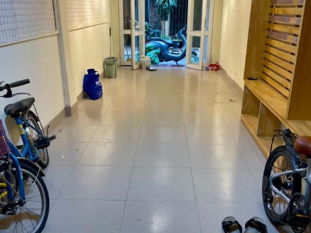 Nhà cho thuê tại Hoàn Kiếm, Hà Nội