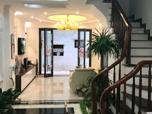 Nhà cho thuê tại Hoàn Kiếm, Hà Nội