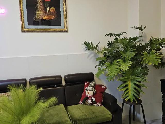 Nhà mặt phố bán