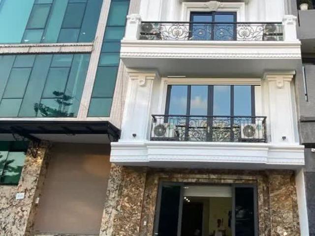 Nhà mặt phố cho thuê tại Hoàn Kiếm, Hà Nội