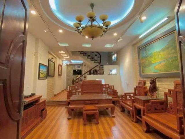 Nhà cho thuê tại Hoàn Kiếm, Hà Nội