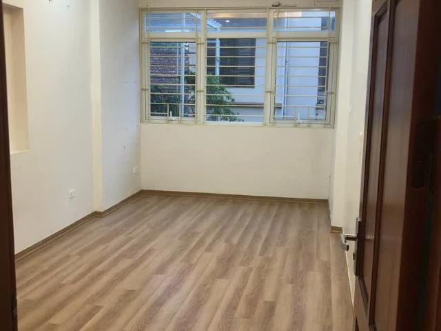 Nhà cho thuê tại Hoàn Kiếm, Hà Nội