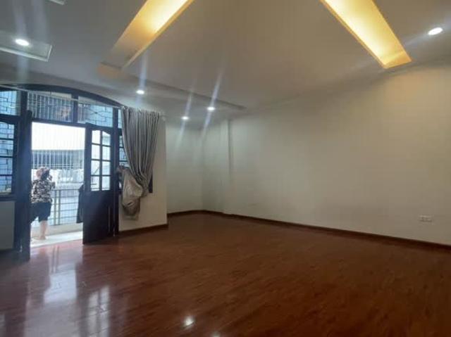Nhà cho thuê tại Hoàn Kiếm, Hà Nội