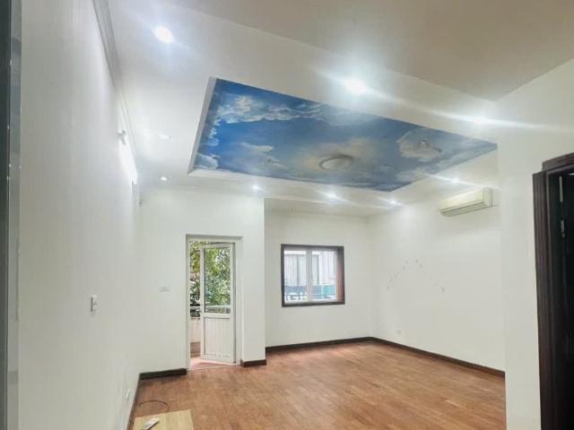 Nhà cho thuê tại Hoàn Kiếm, Hà Nội