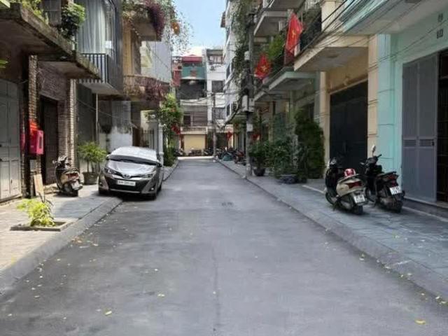 Nhà cho thuê tại Hoàn Kiếm, Hà Nội
