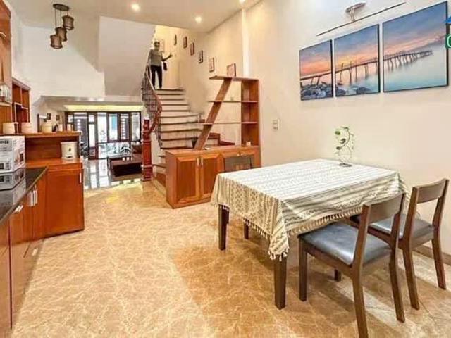 Nhà cho thuê tại Hoàn Kiếm, Hà Nội
