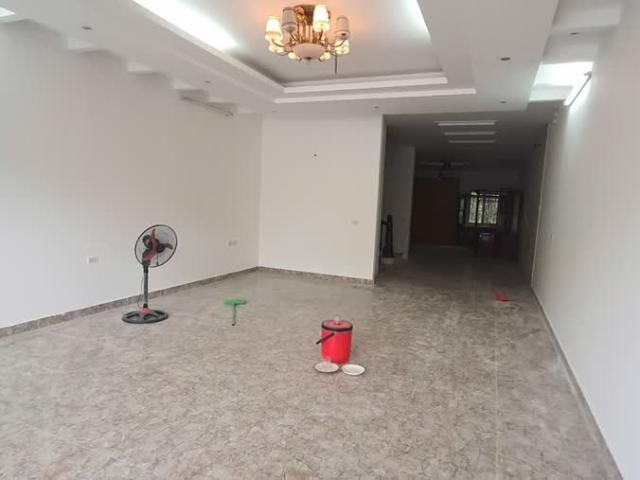 Nhà mặt phố cho thuê