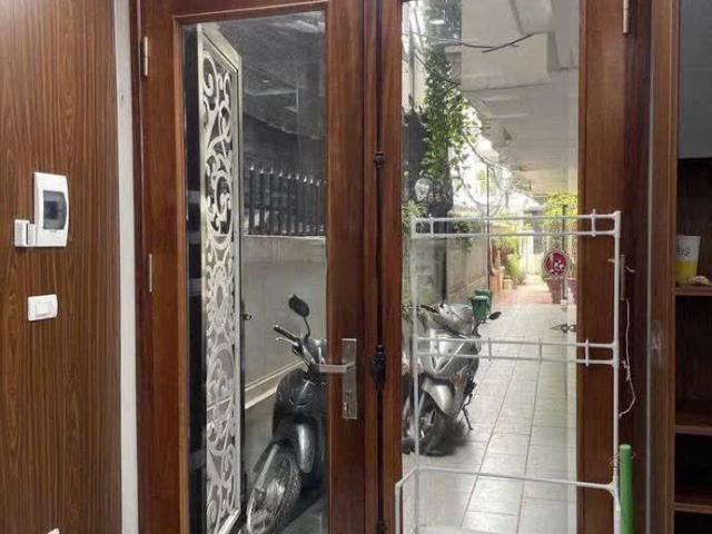 Nhà cho thuê tại Hoàn Kiếm, Hà Nội