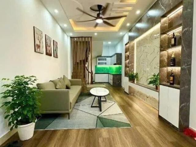 Nhà cho thuê tại Hoàn Kiếm, Hà Nội