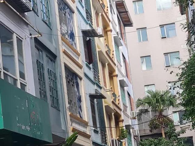 Nhà cho thuê tại Hoàn Kiếm, Hà Nội
