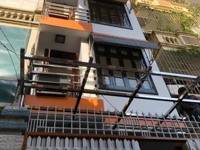 Nhà cho thuê tại Hoàn Kiếm, Hà Nội