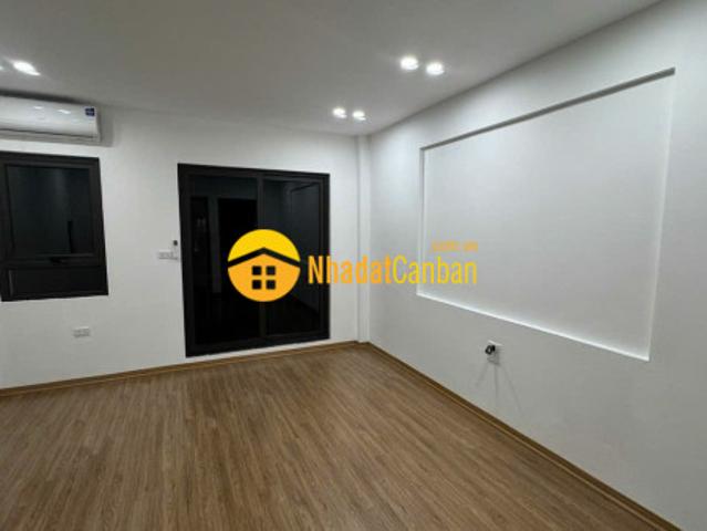 Nhà mặt phố cho thuê