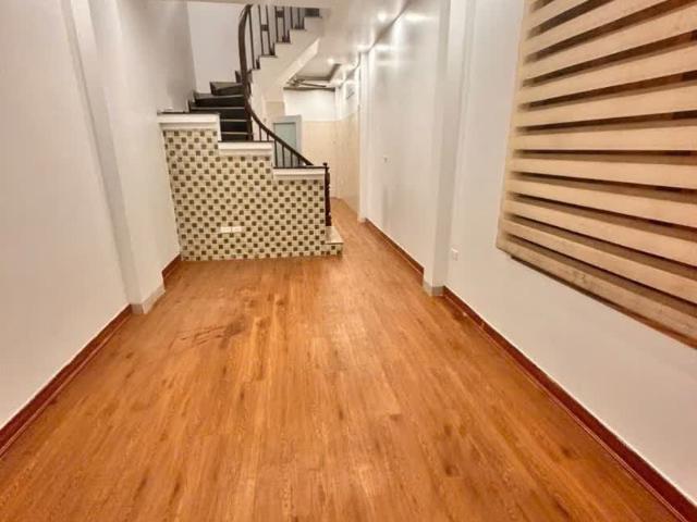 Nhà cho thuê tại Hoàn Kiếm, Hà Nội