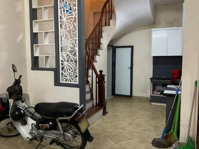 Nhà cho thuê tại Hoàn Kiếm, Hà Nội