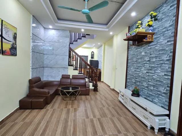 Nhà cho thuê tại Hoàn Kiếm, Hà Nội