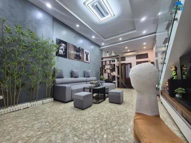 Nhà cho thuê tại Hoàn Kiếm, Hà Nội