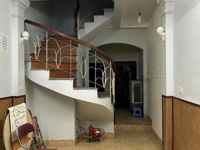 Nhà cho thuê tại Hoàn Kiếm, Hà Nội